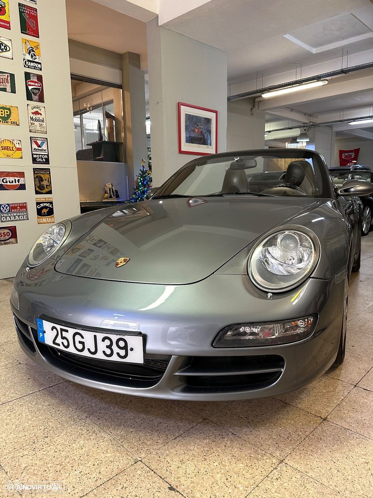 Porsche 911 Série F - 14