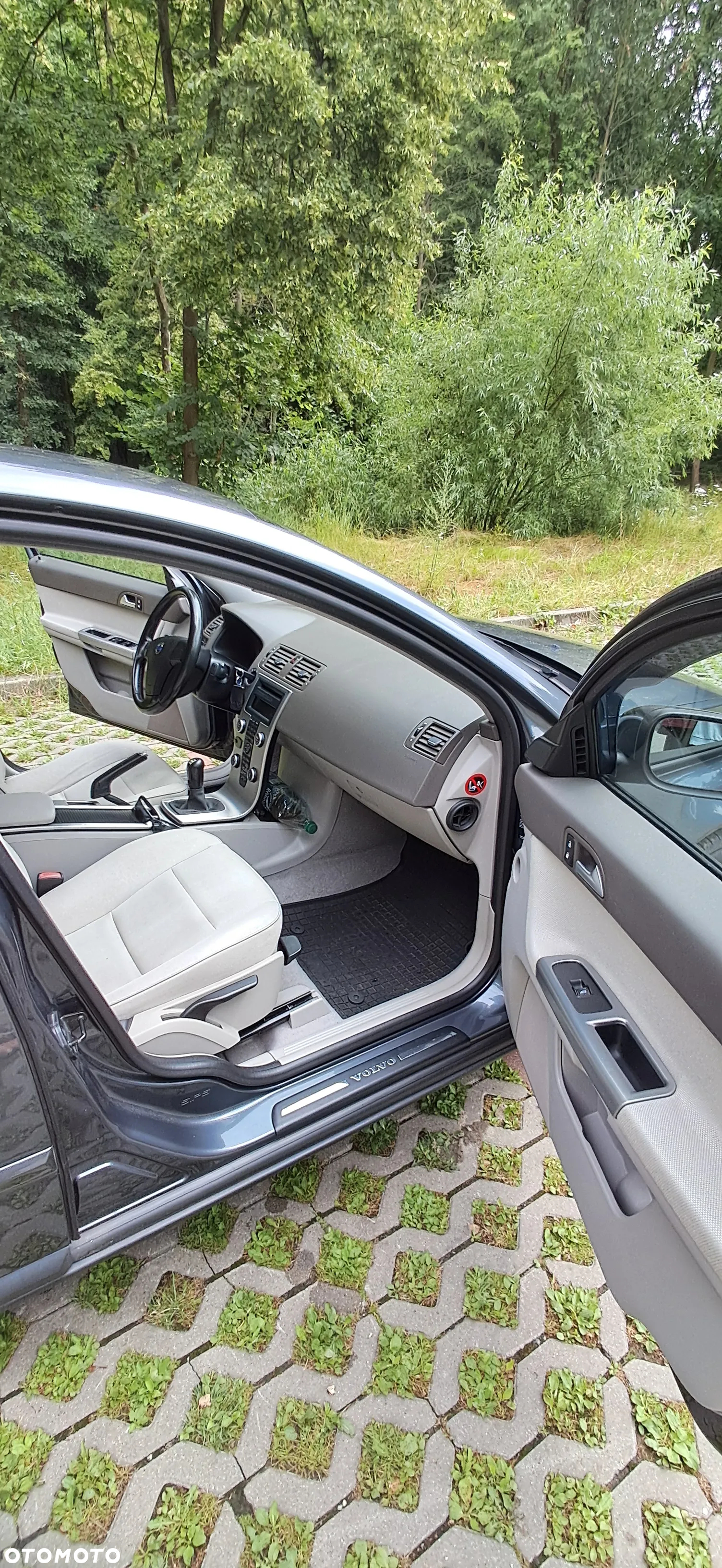 Volvo S40 1.6 - 11