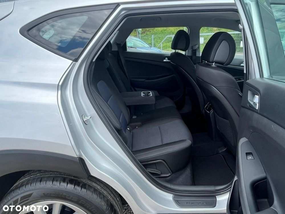 Hyundai Tucson 1.7 CRDI BlueDrive Comfort 2WD DCT - 36