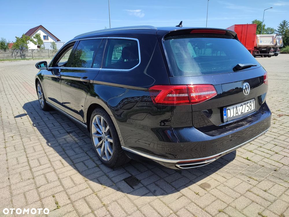 Volkswagen Passat - 7