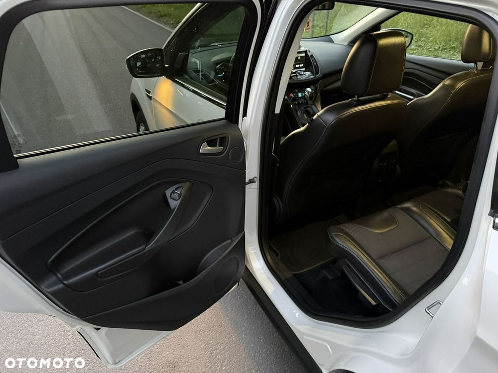 Ford Kuga - 21
