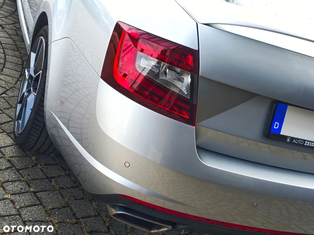 Skoda Octavia 2.0 TDI (Green tec) RS - 11