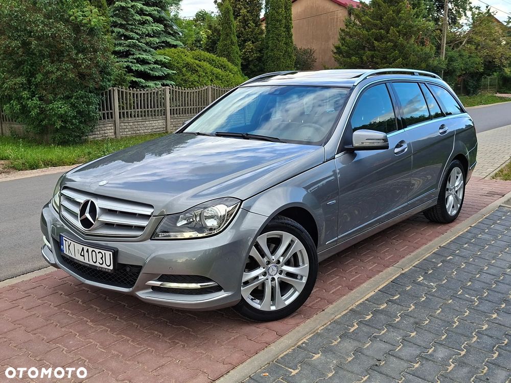 Mercedes-Benz Klasa C 180 CGI Automatik BlueEFFICIENCY Avantgarde - 15