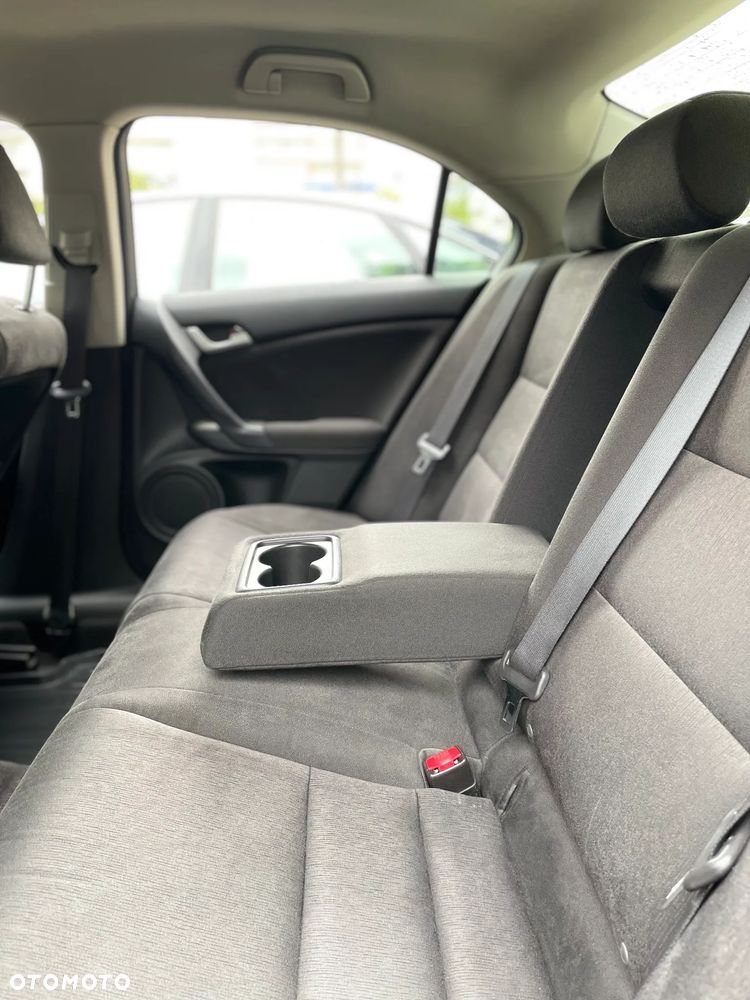 Honda Accord 2.0 Elegance - 35