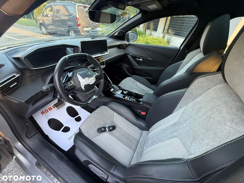 Peugeot 208 GT - 21