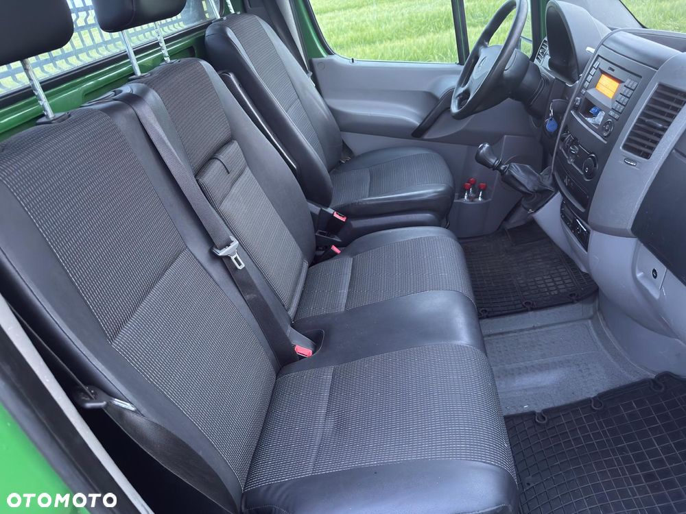Mercedes-Benz Sprinter - 9