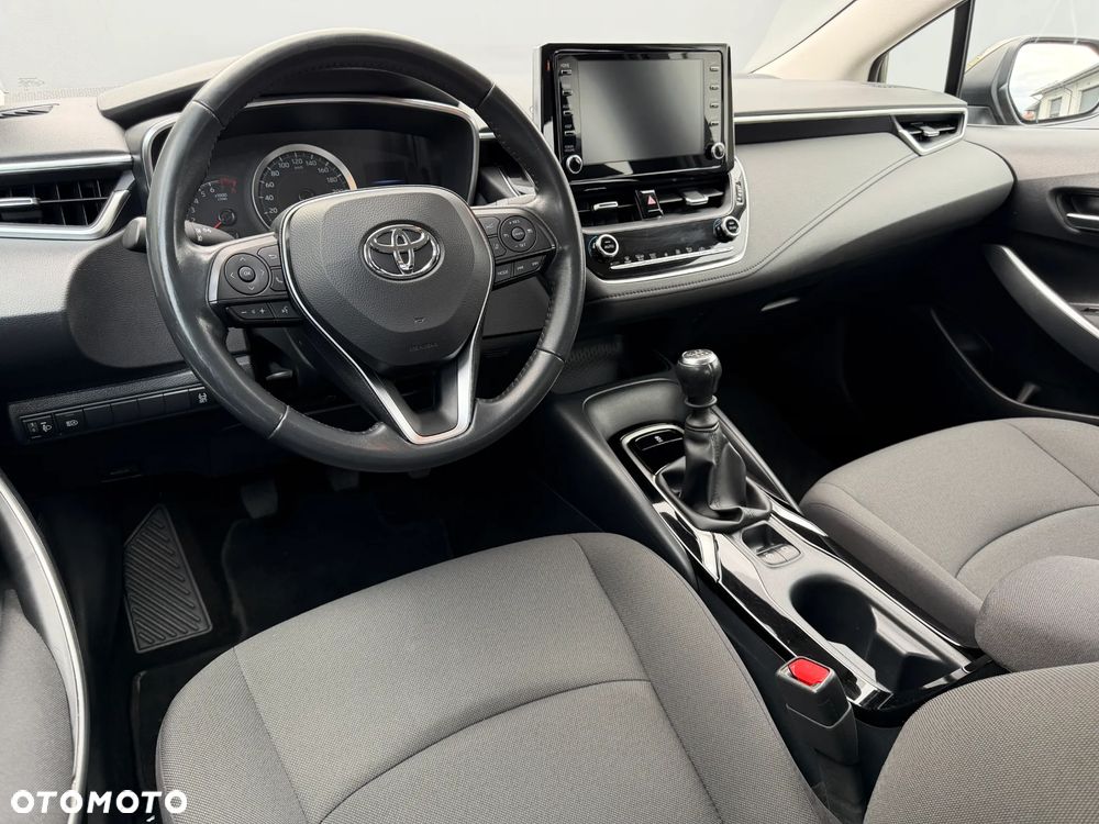Toyota Corolla 1.5 Comfort - 11