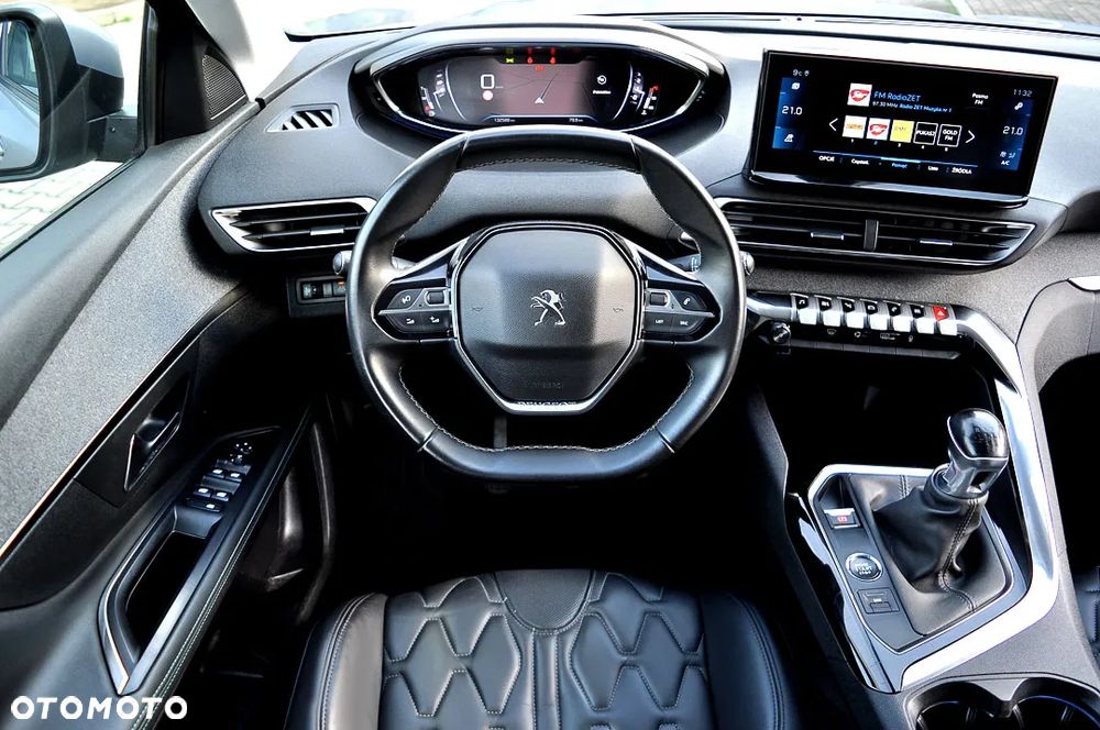 Peugeot 5008 1.2 PureTech Allure S&S - 27