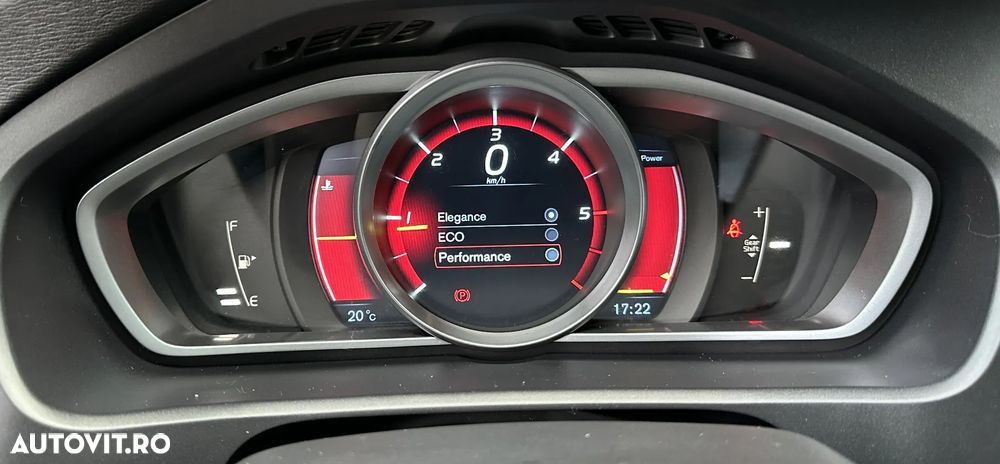 Volvo V40 - 14