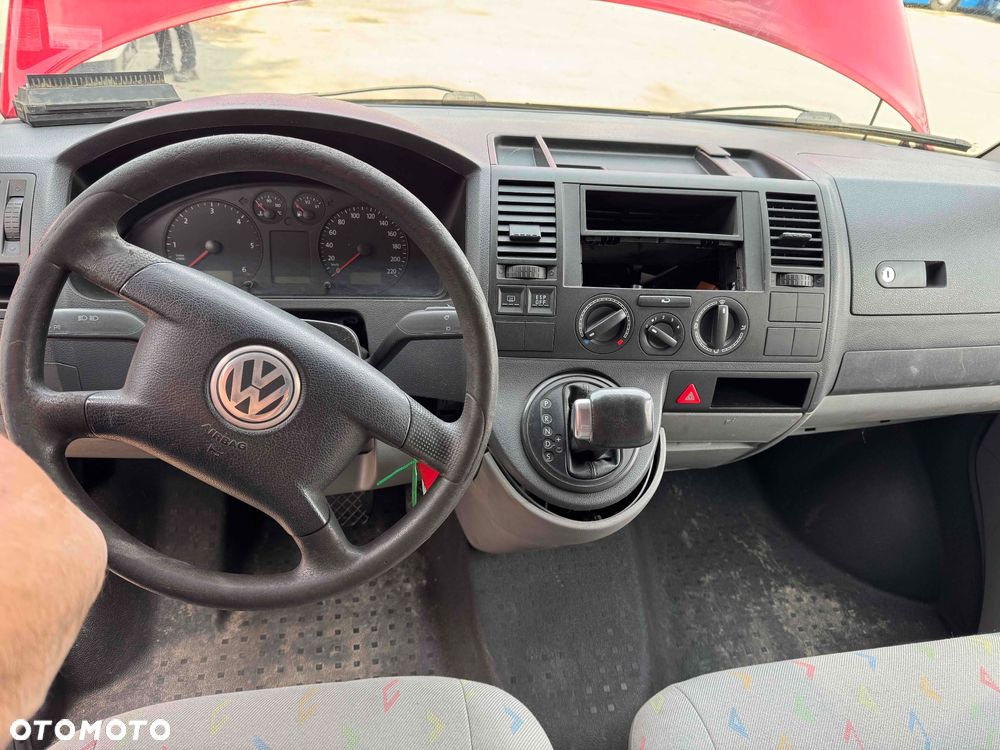 Volkswagen T5 - 9