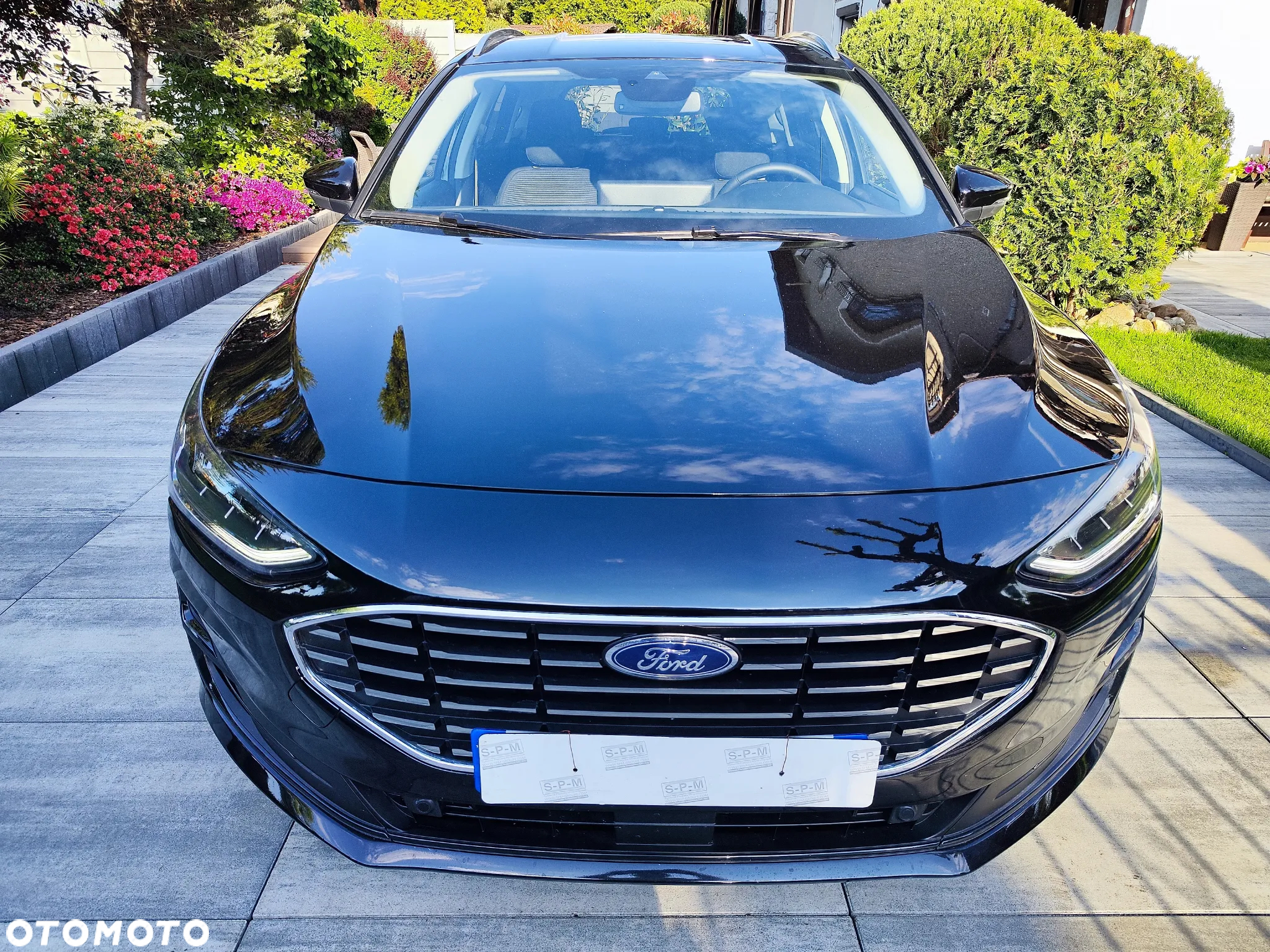 Ford Focus 1.0 EcoBoost Hybrid TITANIUM - 2