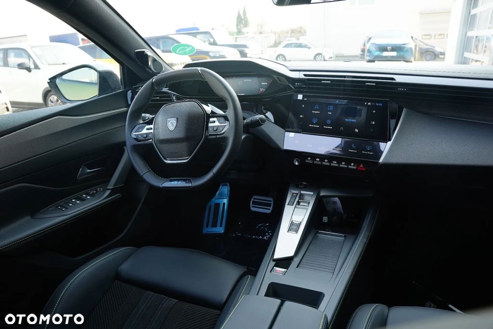 Peugeot 408 1.6 Plug-in Hybrid 240 GT Exclusive e-DCS7 - 15