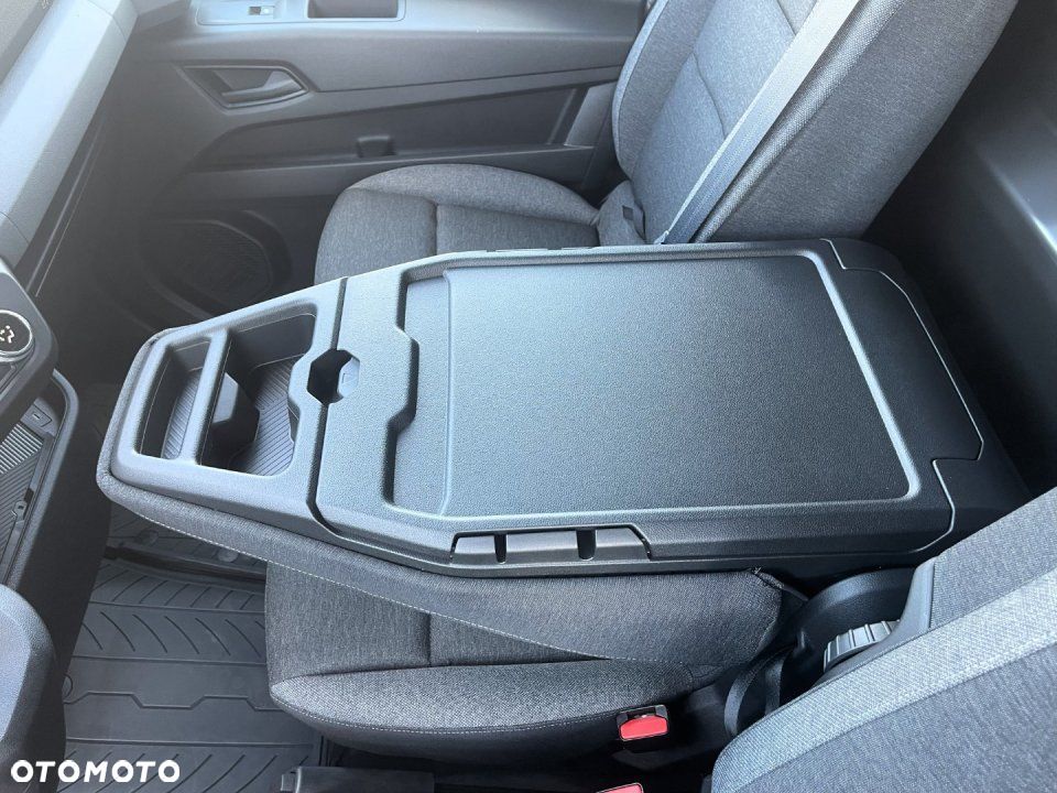 Nissan Interstar - 15