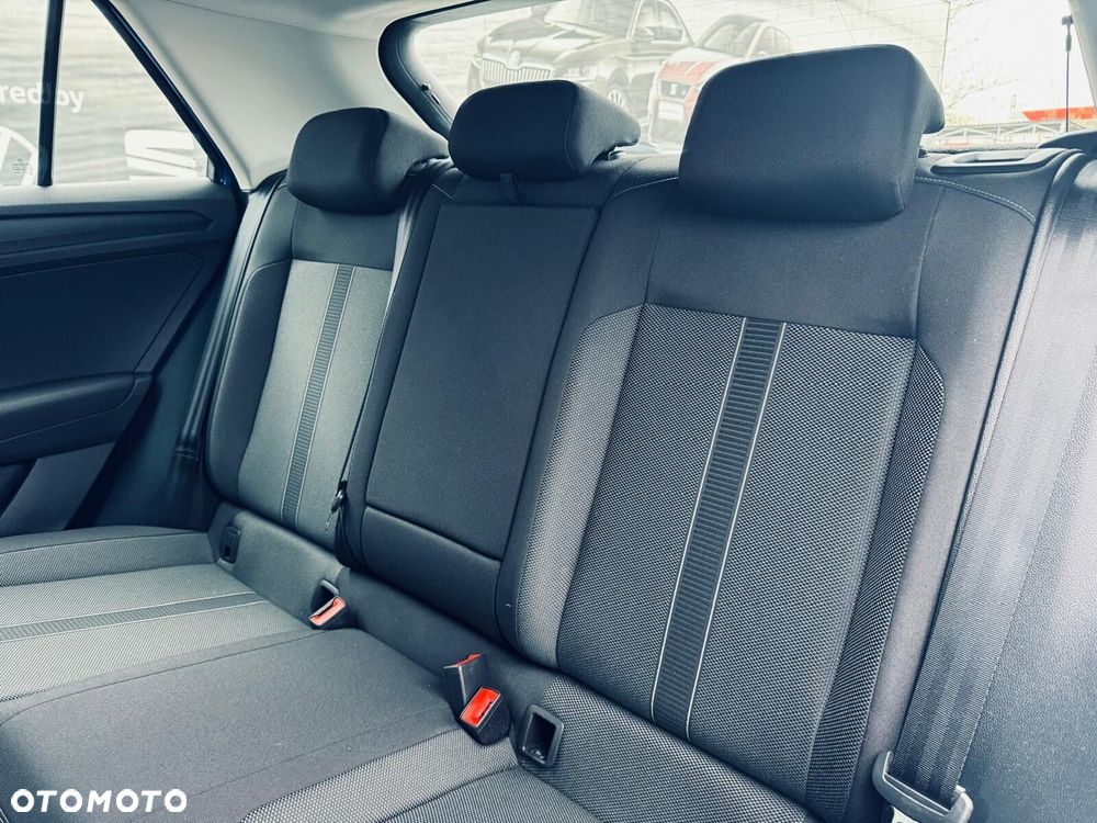 Volkswagen T-Roc 1.5 TSI Life DSG - 12