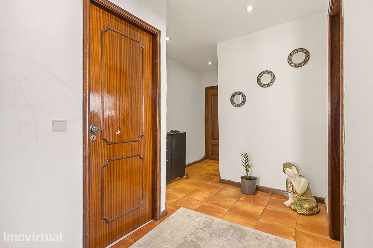 Apartamento T2 à venda na Rua da Amizade, em Gaia - Grande imagem: 5/23