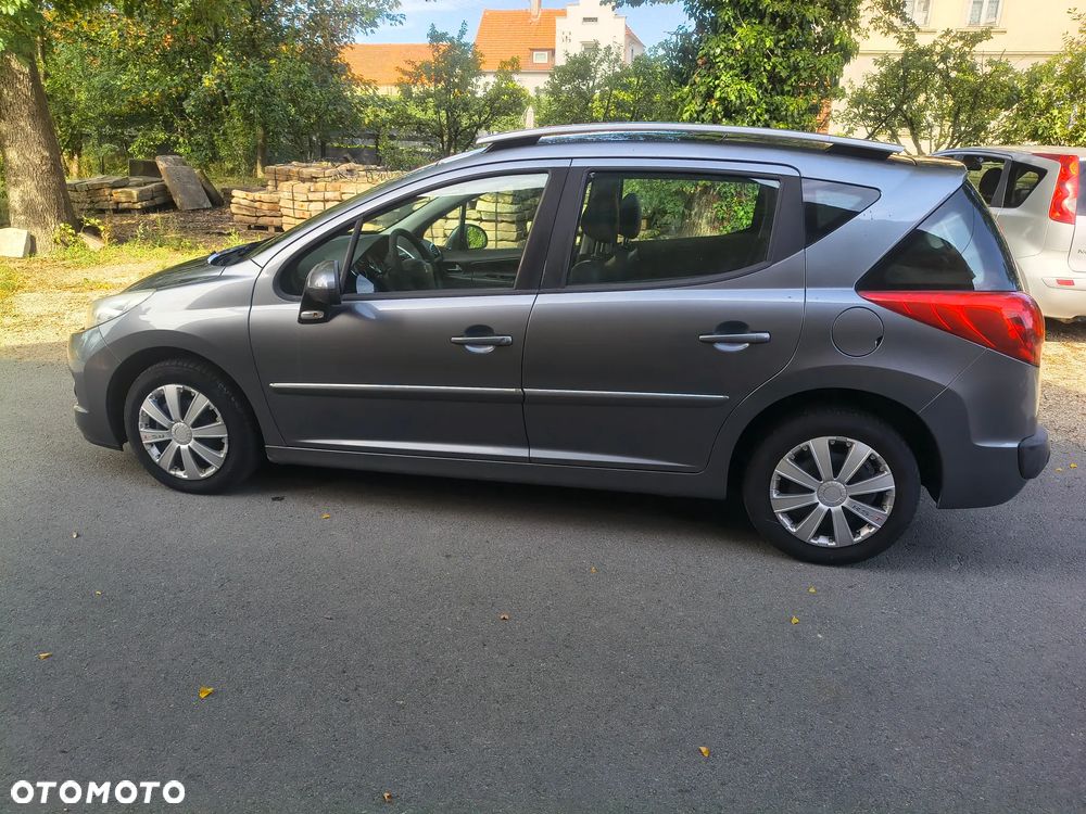 Peugeot 207 1.6 HDi Trendy - 9