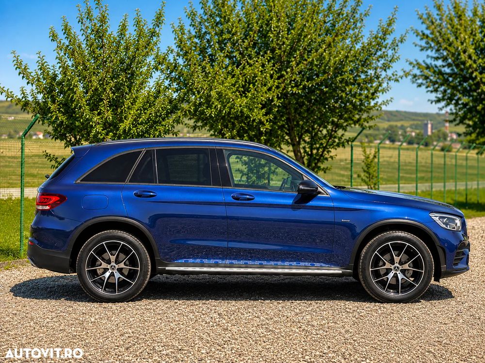 Mercedes-Benz GLC 300 de 4Matic 9G-TRONIC AMG Line Plus - 10