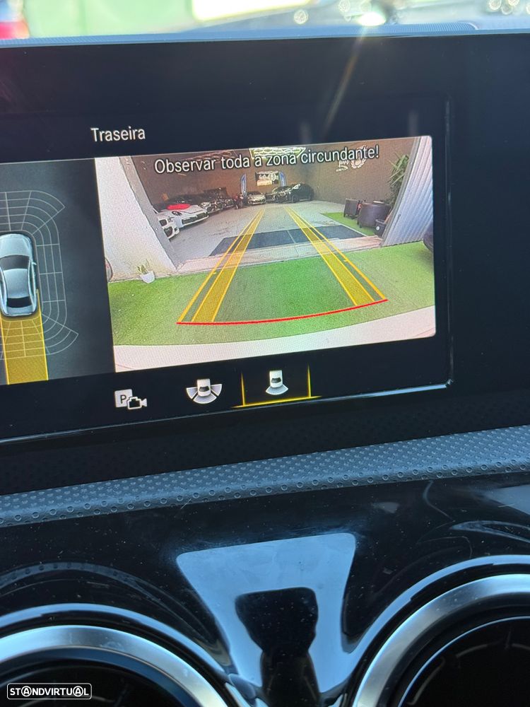 Mercedes-Benz A 250 Limousine e 8G-DCT AMG Line Advanced - 4