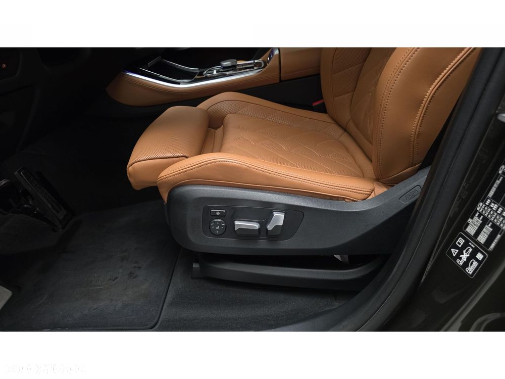 BMW X5 - 19