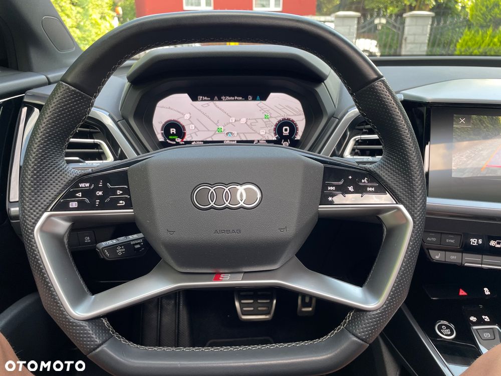 Audi Q4 e-tron 35 52kWh S Line - 32