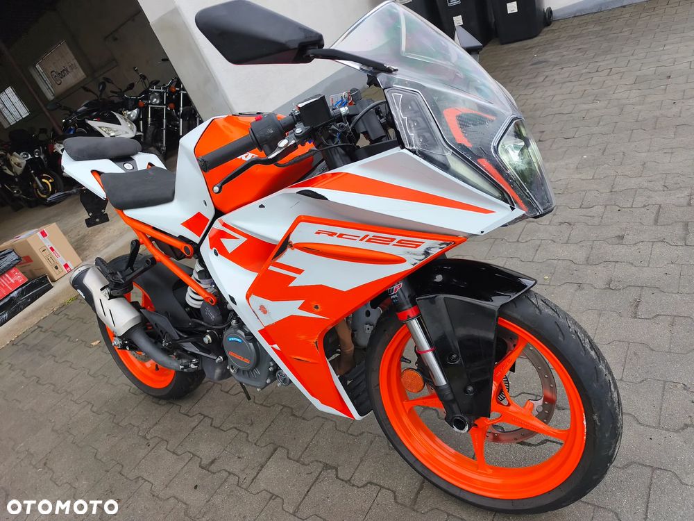 KTM RC 125 - 3