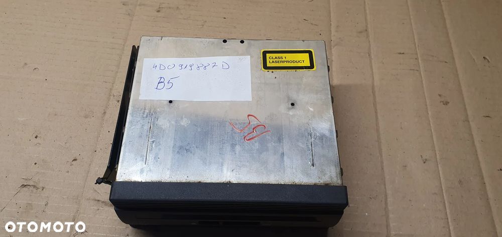 Czytnik stacja nawigacji NAVI VW Passat B5 4D0919887D - 2