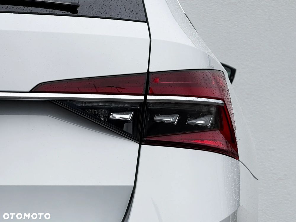 Skoda Superb 2.0 TDI SCR Style DSG - 11