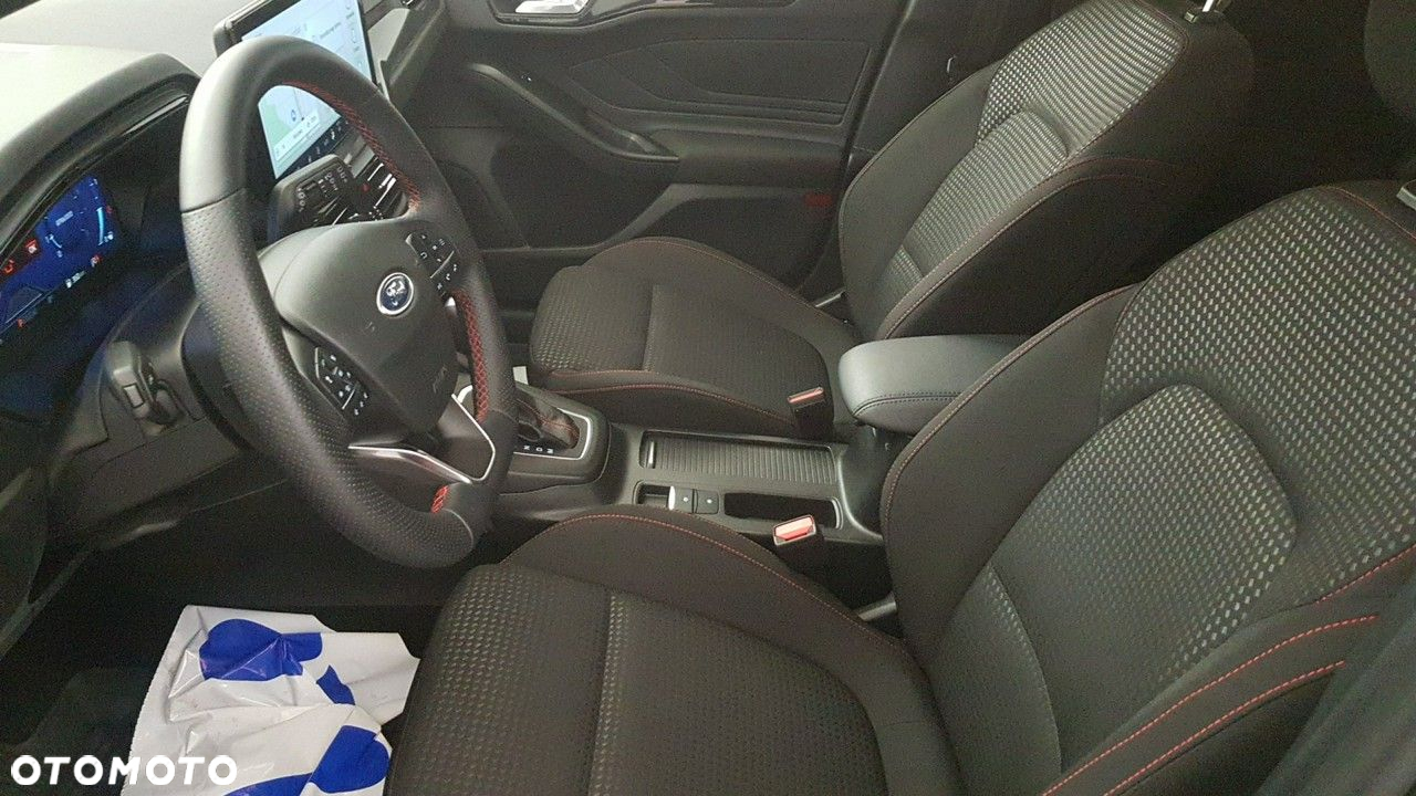 Ford Focus - 21