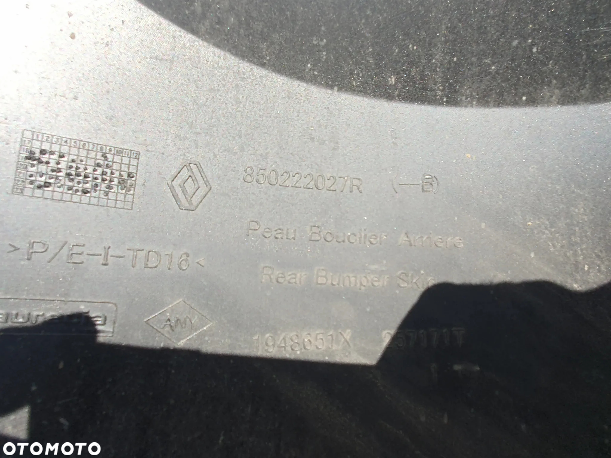 Renault Dacia Duster Zderzak tylny tył 850222027r - 8