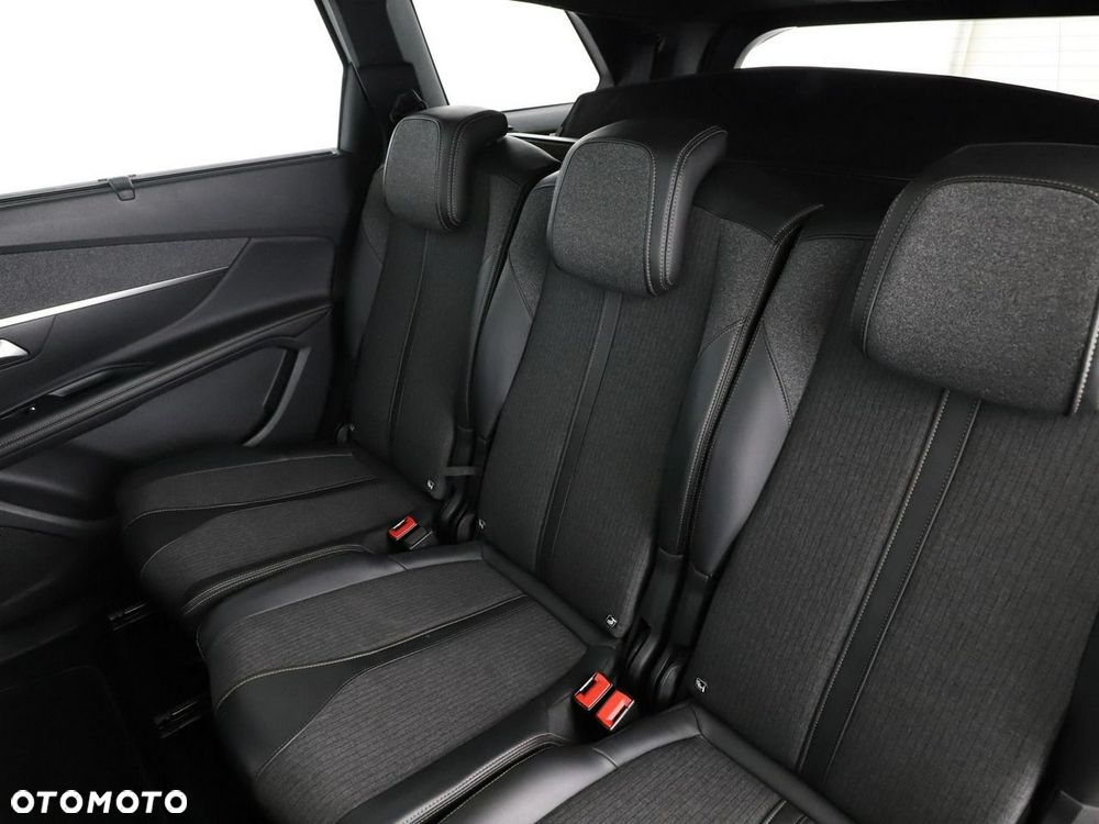 Peugeot 5008 1.6 BlueHDI Allure S&S EAT6 - 18