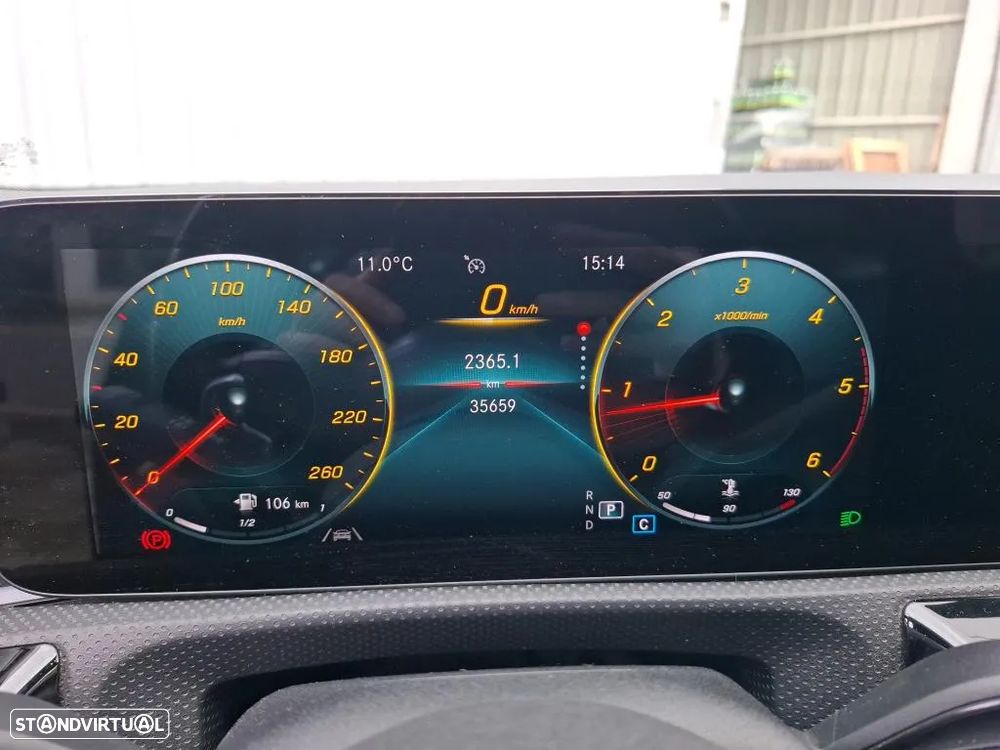 Mercedes-Benz A 180 d 7G-DCT AMG Line - 2