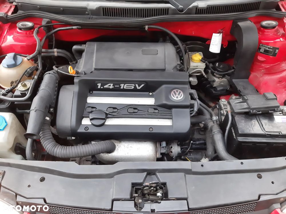 Renault Clio 1.2 16V Expression - 9