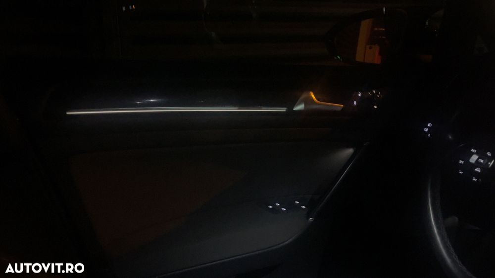 Volkswagen Golf 1.6 TDI BlueMotion Technology Comfortline - 10