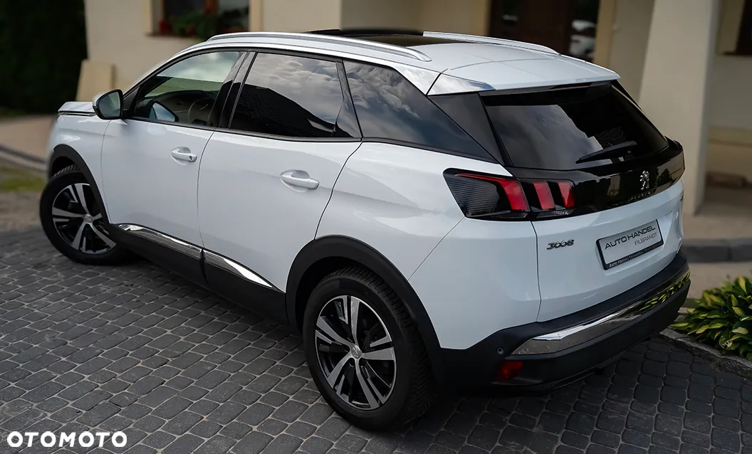 Peugeot 3008 1.2 PureTech Allure S&S - 19