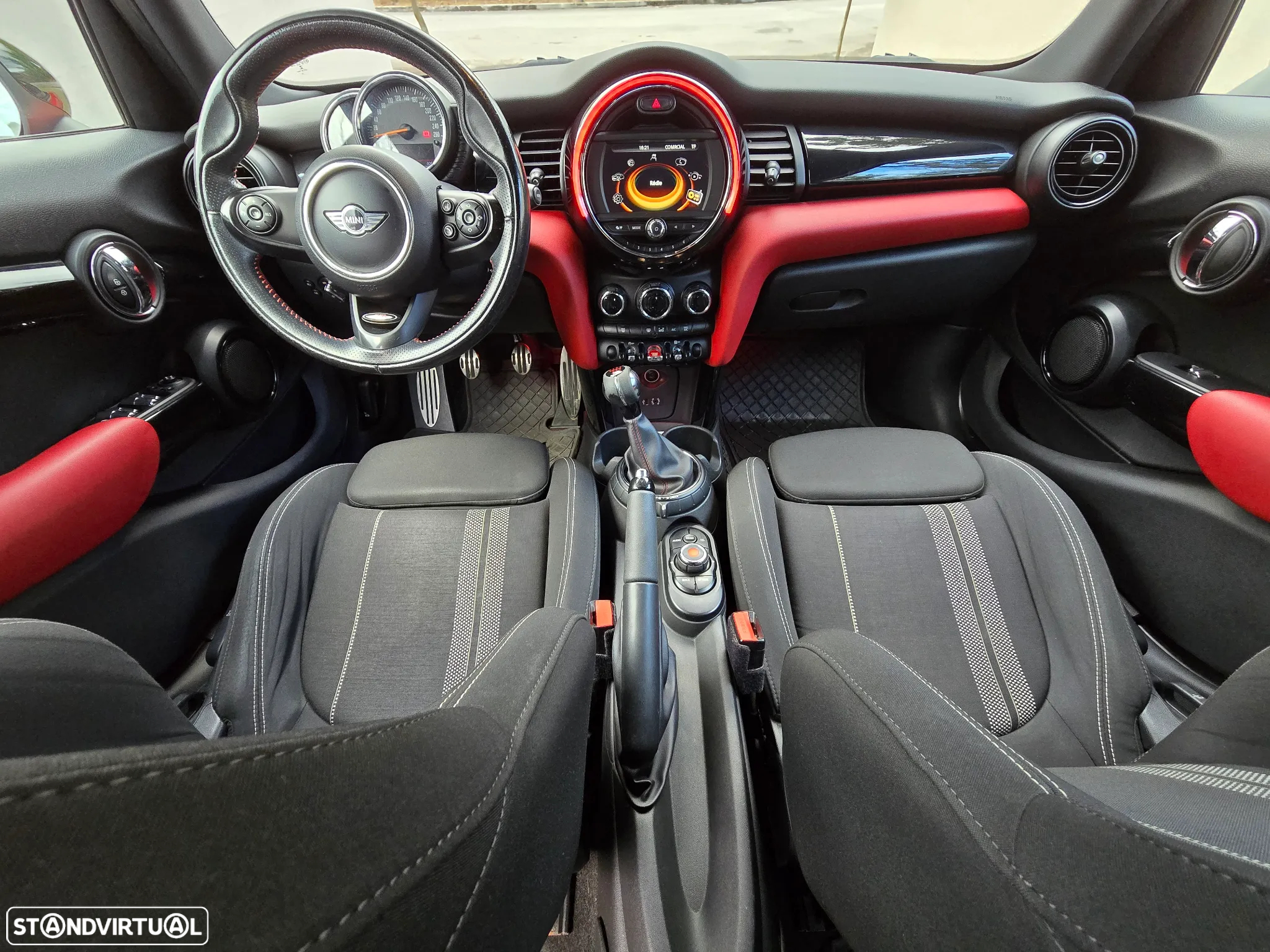 MINI 5 Portas One D - 19