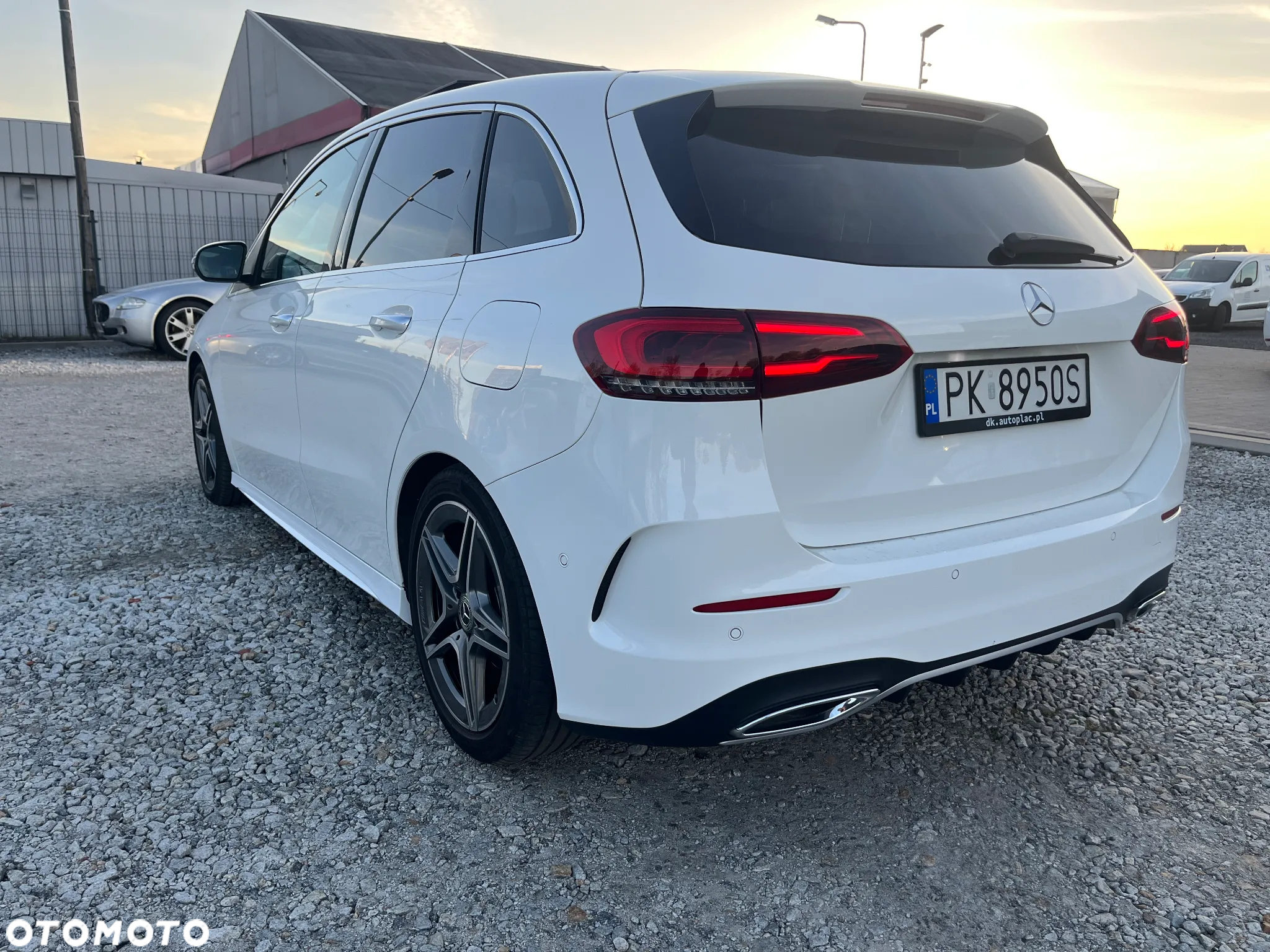 Mercedes-Benz Klasa B 200 d 8G-DCT AMG Line - 8