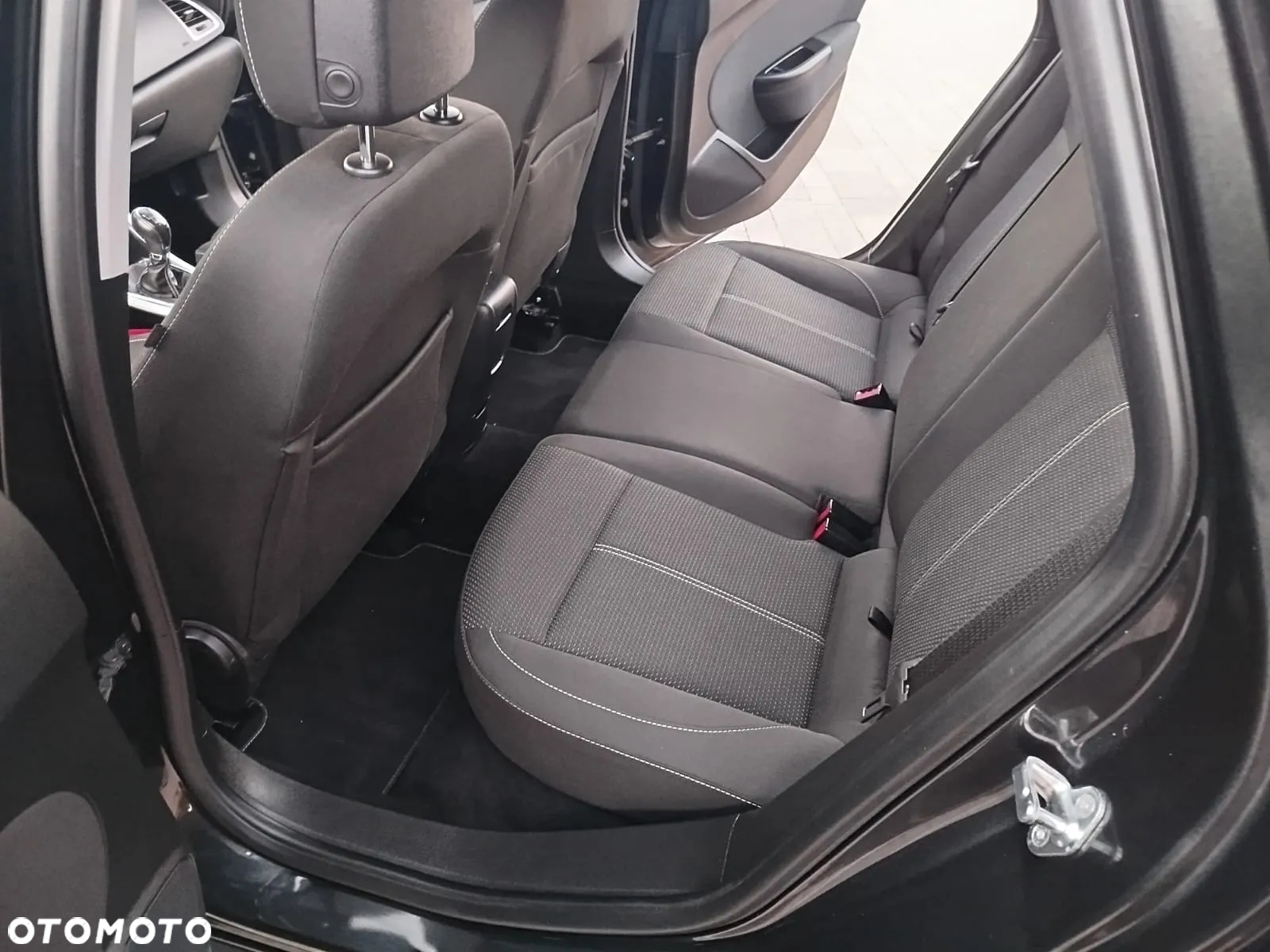 Opel Astra 1.7 CDTI DPF Active - 22