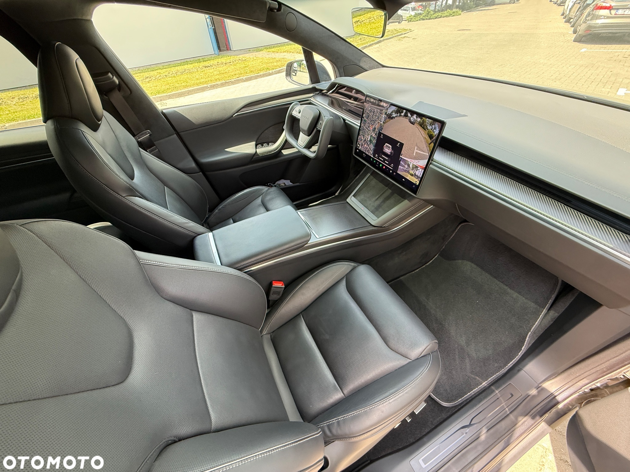 Tesla Model X Plaid - 9