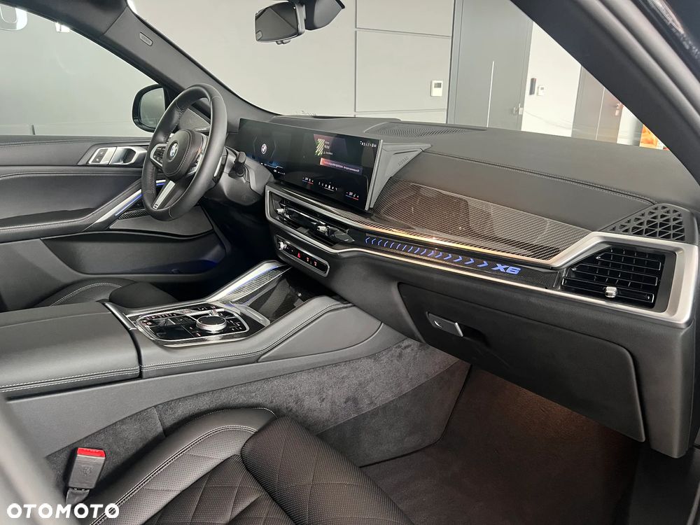 BMW X6 xDrive40i - 10