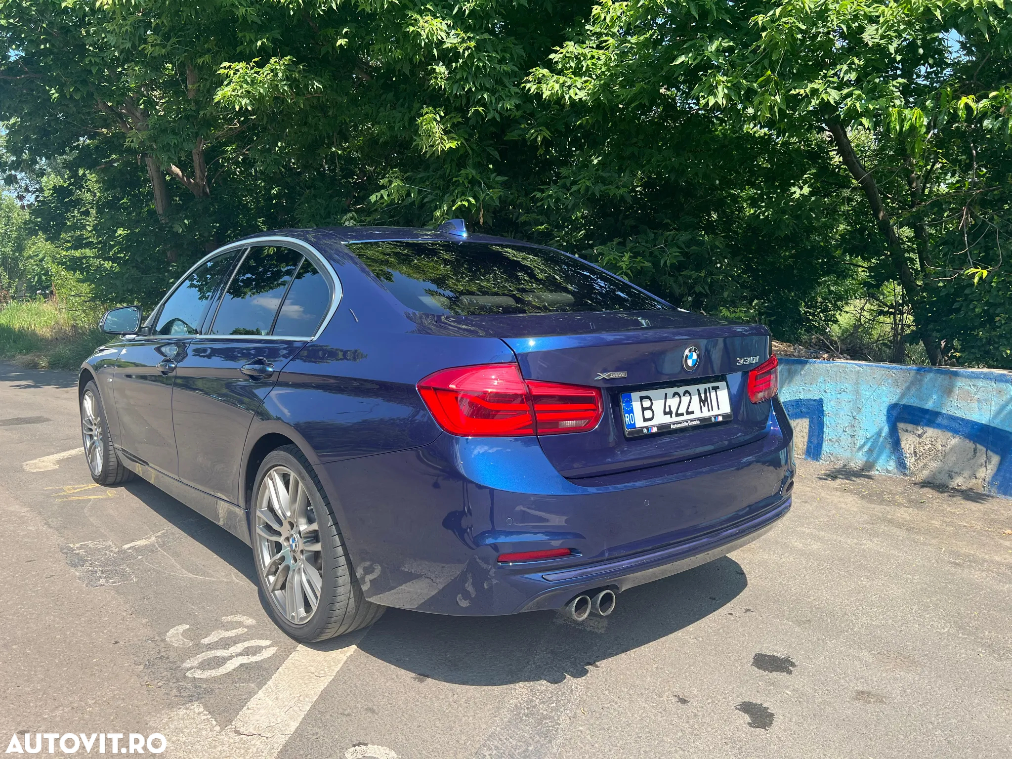BMW Seria 3 330i xDrive Aut. Sport Line - 7