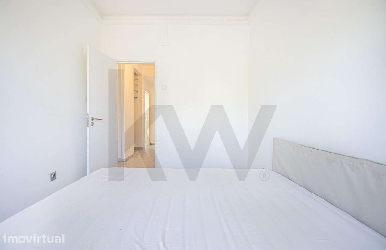 Simpático Apartamento T2+1 com Varandas para Arrendamento em Alverca - Grande imagem: 5/29