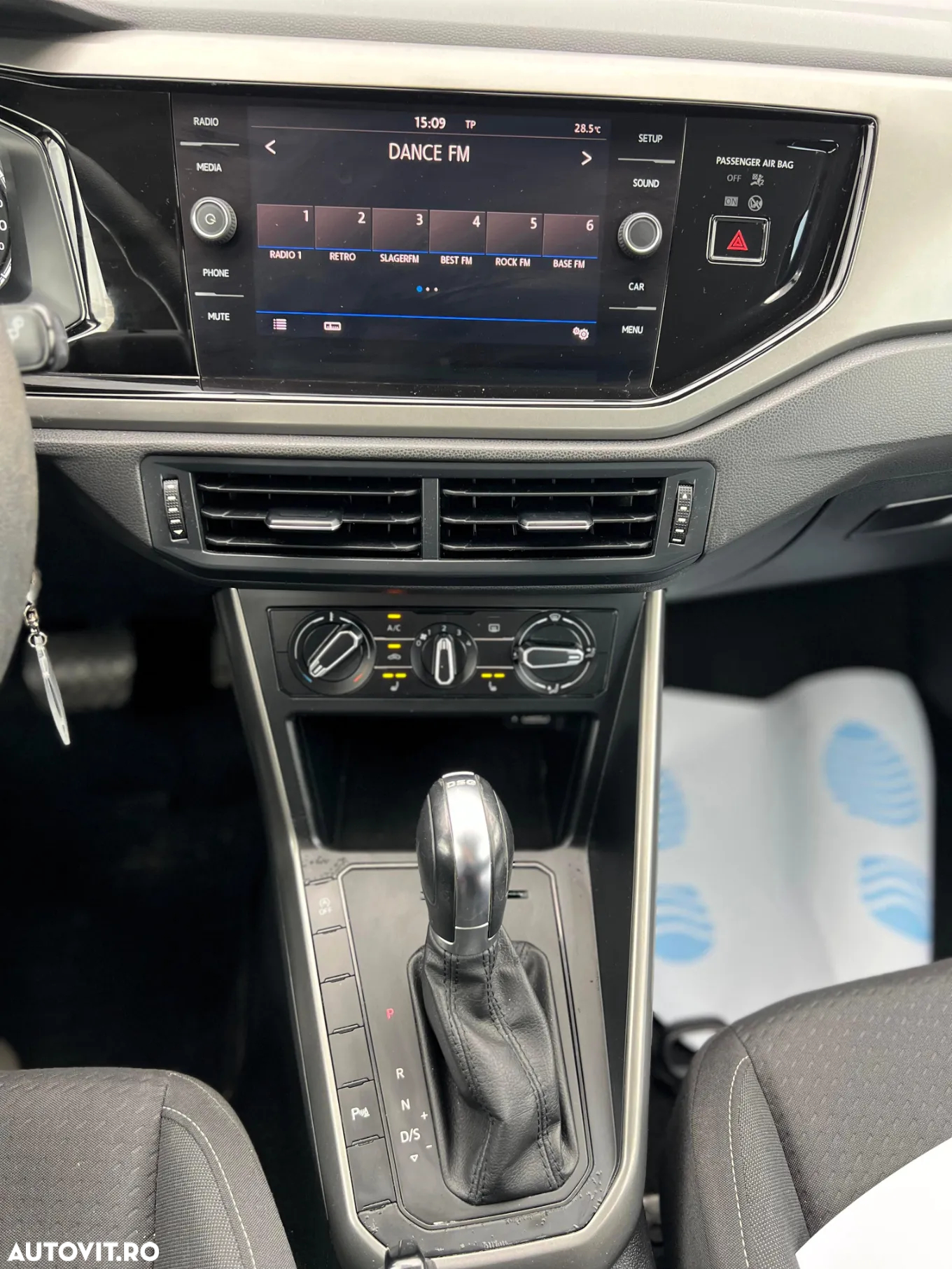 Volkswagen Polo 1.0 TSI DSG Comfortline - 3