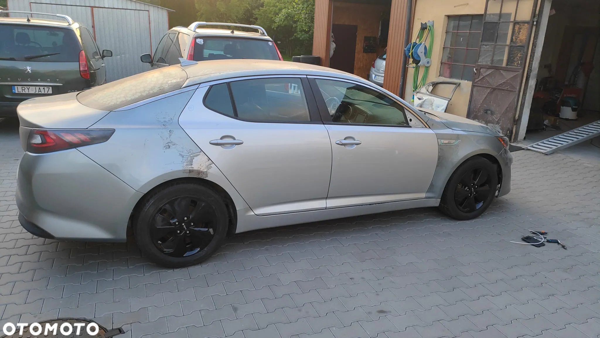 Kia Optima - 2