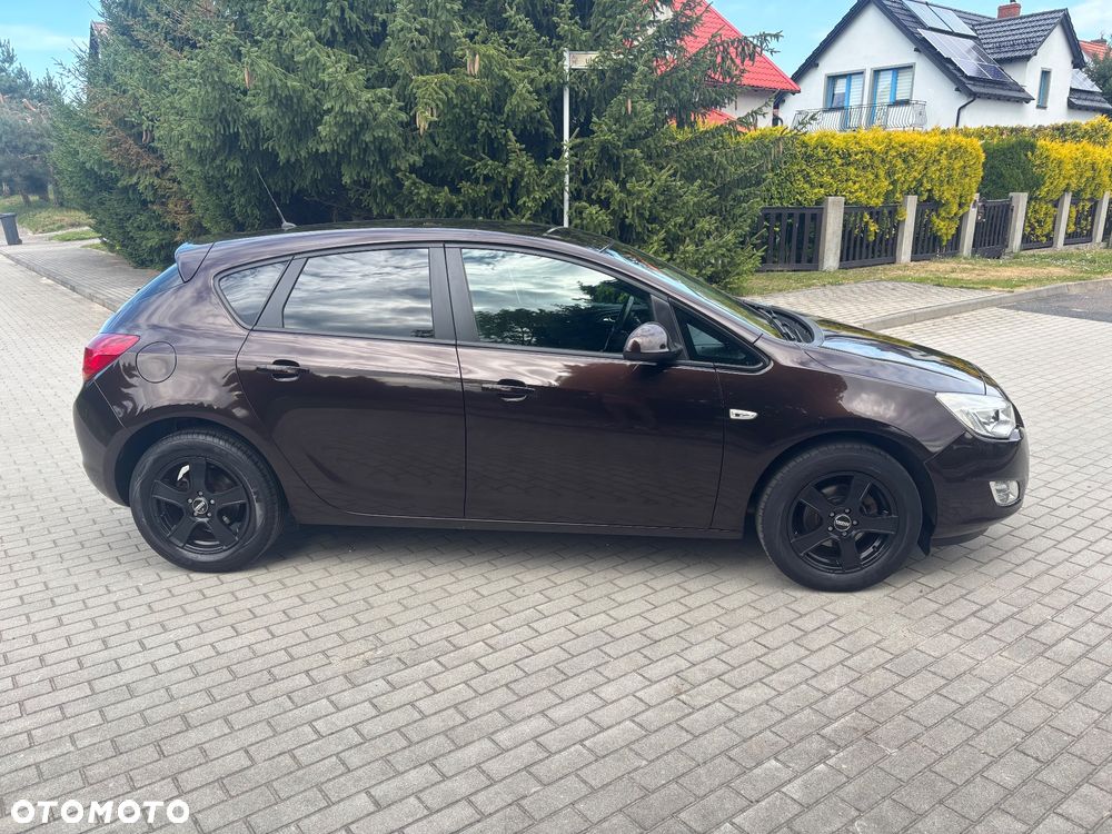 Opel Astra 1.4 - 3
