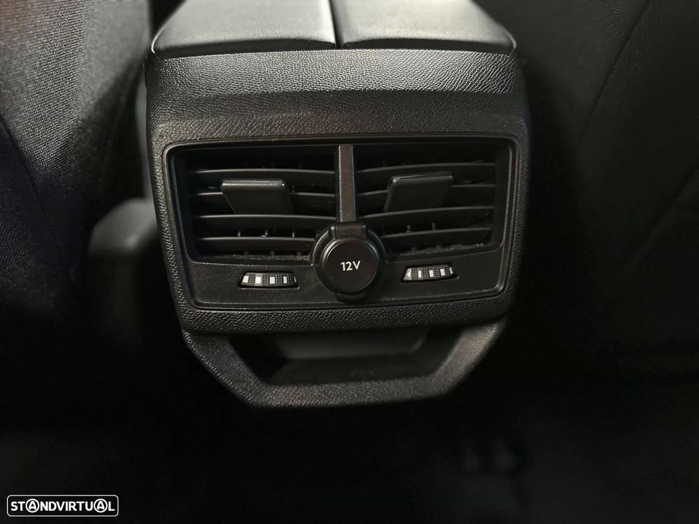 Peugeot 3008 1.5 BlueHDi Active Pack EAT8 - 13