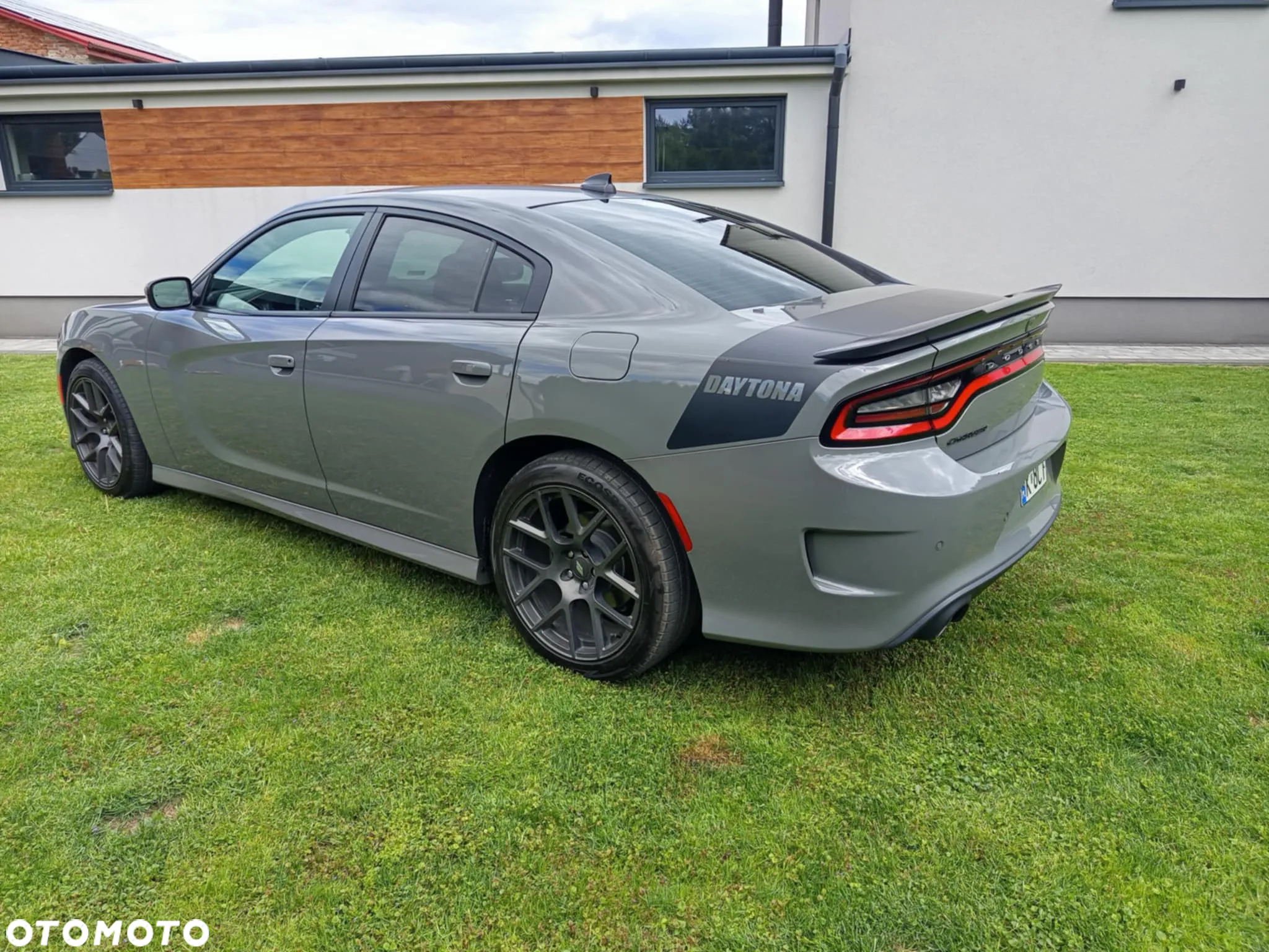 Dodge Charger - 5