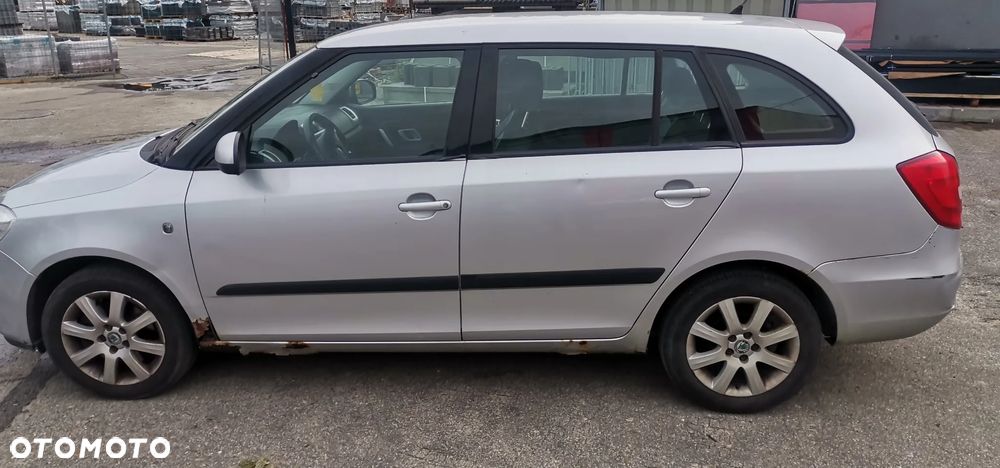 Skoda Fabia 1.9 tdi 2009 rok maska,klapa,blotnik,drzwi,lampa,kola,felgi,silnik - 8