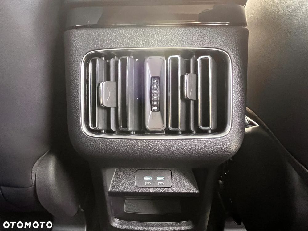 BYD Seal U - 37