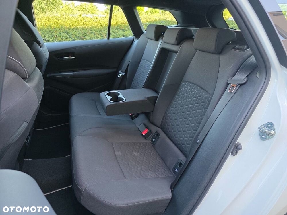 Toyota Corolla 1.8 Hybrid Comfort - 19