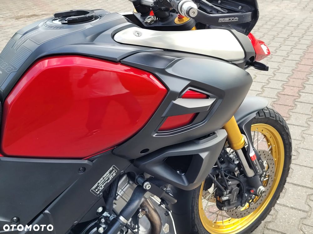 Suzuki V-STROM - 14